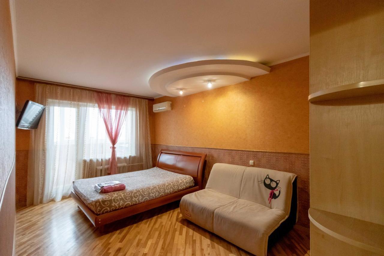 Kvartirkoff Na Ozernaya 8 Киев Экстерьер фото